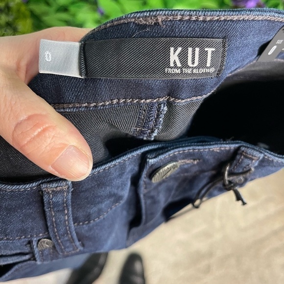 NWT Kut From The Kloth Diana Skinny Jeans - Medium Wash, Size 0 - Classic Fit - Picture 11 of 16